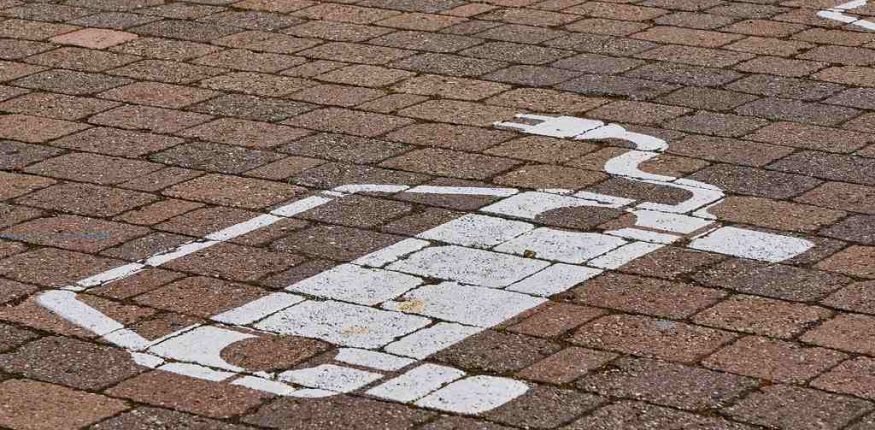 miejsce do ładowania samochodów elektrycznych